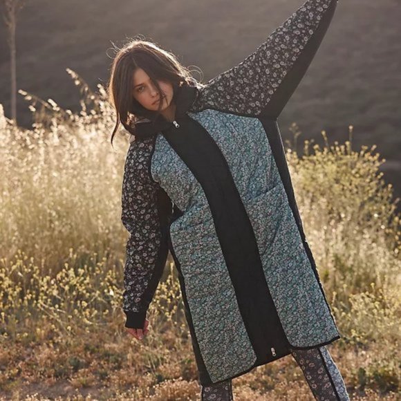 Free People Toledo Longline Printed Puffer - Picture 2 of 14